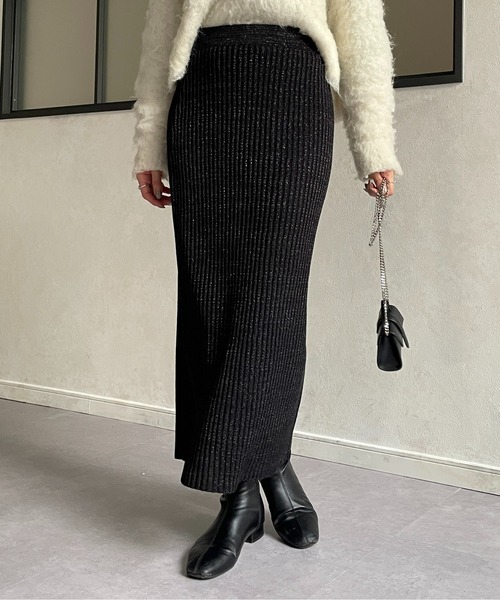 Thevon（ゼボン）の「ラメリブニットナロースカート（スカート・レディース・ライトグレー/サンドベージュ/ブラック・FREE）」の16枚目の写真