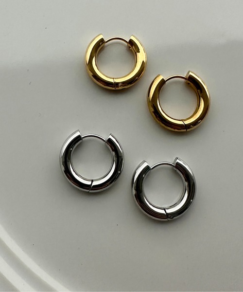 apres jour mignon（アプレジュールミニョン）の「【apresjour mignon×ARIAZ】ミニフープピアス（ピアス（両耳用）・レディース・ゴールド/シルバー・ONESIZE）」の2枚目の写真
