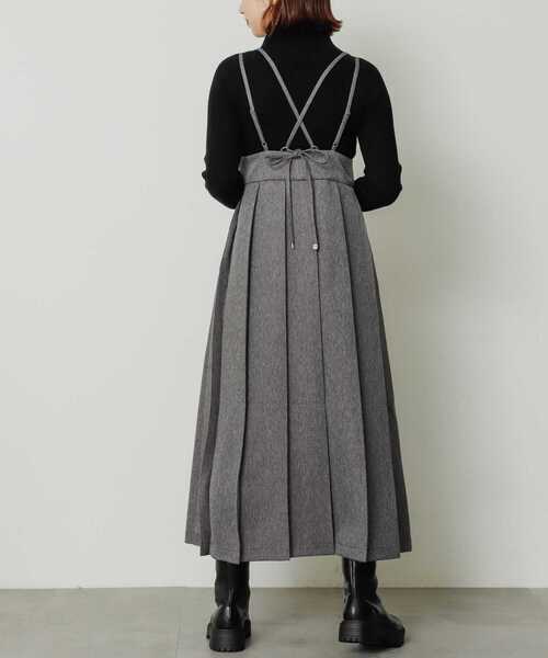 SENSE OF PLACE by URBAN RESEARCH（センスオブプレイスバイアーバンリサーチ）の「『ドラマ着用商品』プリーツキャミワンピース（ワンピース・レディース・ブルー/グレー/ライトベージュ・S/ONE）」の15枚目の写真