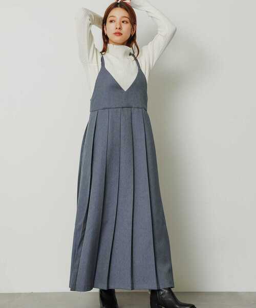SENSE OF PLACE by URBAN RESEARCH（センスオブプレイスバイアーバンリサーチ）の「『ドラマ着用商品』プリーツキャミワンピース（ワンピース・レディース・ブルー/グレー/ライトベージュ・S/ONE）」の19枚目の写真