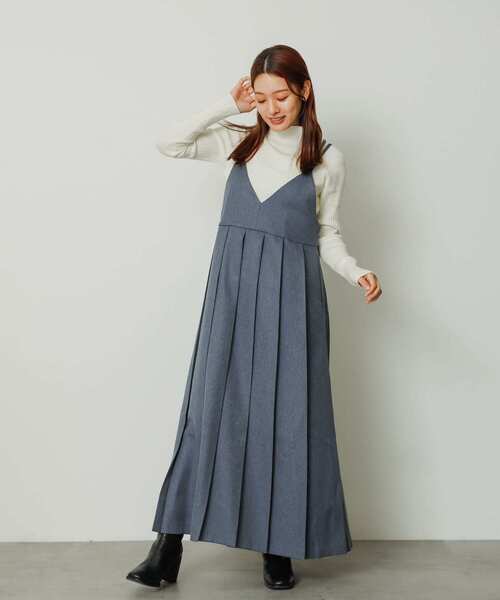 SENSE OF PLACE by URBAN RESEARCH（センスオブプレイスバイアーバンリサーチ）の「『ドラマ着用商品』プリーツキャミワンピース（ワンピース・レディース・ブルー/グレー/ライトベージュ・S/ONE）」の20枚目の写真