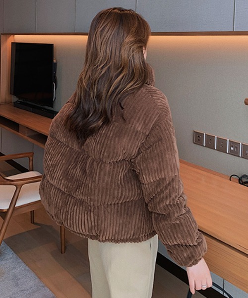 Primazel(プリマゼル)の「コーデュロイファージャケットコート(その他アウター・レディース・ブラウン・M)」の2枚目の写真