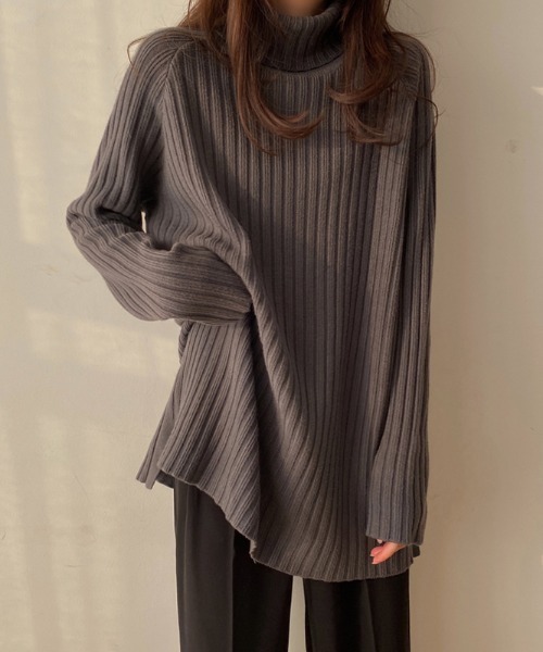 COCOMOMO(ココモモ)の「スリット入り タートルネックリブニット(ニット/セーター・レディース・オレンジ/ダークグレー/ワインレッド/ダークブラウン/レッド/ターコイズブルー/ベージュ/ネイビー/アイボリー/ブラック・FREE)」の14枚目の写真