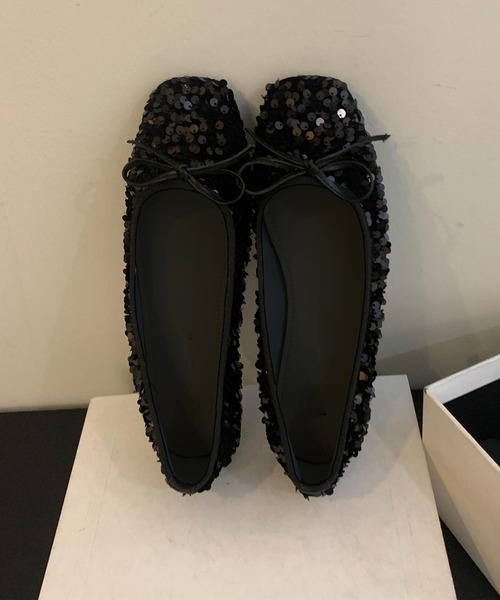 SHEPP（シープ）の「スパンコール リボン バレエシューズ（パンプス・レディース・シルバー/ブラック・36/38/40）」の5枚目の写真