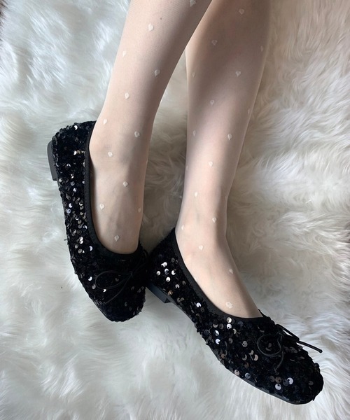 SHEPP（シープ）の「スパンコール リボン バレエシューズ（パンプス・レディース・シルバー/ブラック・36/38/40）」の7枚目の写真