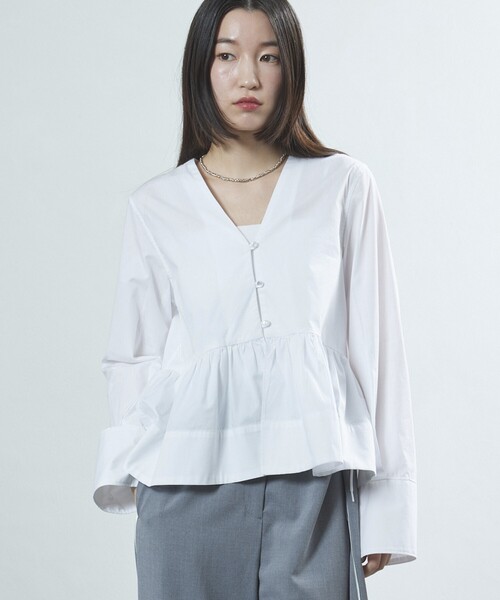 Firsthand（ファーストハンド）の「Firsthand/ファーストハンド ペプラムギャザーブラウス（シャツ/ブラウス・レディース・ブラック/その他13/ホワイト・ﾌﾘ-）」の10枚目の写真