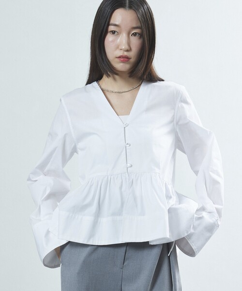 Firsthand（ファーストハンド）の「Firsthand/ファーストハンド ペプラムギャザーブラウス（シャツ/ブラウス・レディース・ブラック/その他13/ホワイト・ﾌﾘ-）」の11枚目の写真