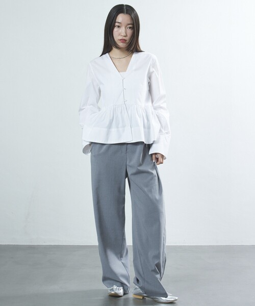 Firsthand（ファーストハンド）の「Firsthand/ファーストハンド ペプラムギャザーブラウス（シャツ/ブラウス・レディース・ブラック/その他13/ホワイト・ﾌﾘ-）」の18枚目の写真