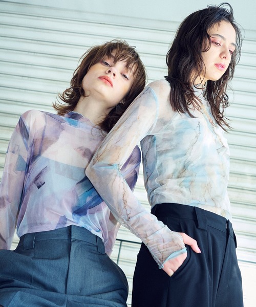 ELLEgirl（エルガール）の「ハイネック転写総柄シアートップス【ELLEgirl/エル ガール】（Tシャツ/カットソー・レディース・ベージュ系その他/ピンク・FREE）」の14枚目の写真