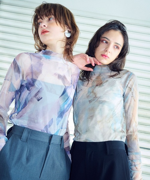 ELLEgirl（エルガール）の「ハイネック転写総柄シアートップス【ELLEgirl/エル ガール】（Tシャツ/カットソー・レディース・ベージュ系その他/ピンク・FREE）」の8枚目の写真