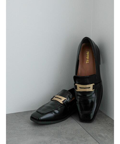 Te chichi（テチチ）の「ゴールドプレートローファー（ローファー・レディース・ブラック・38/37）」の2枚目の写真