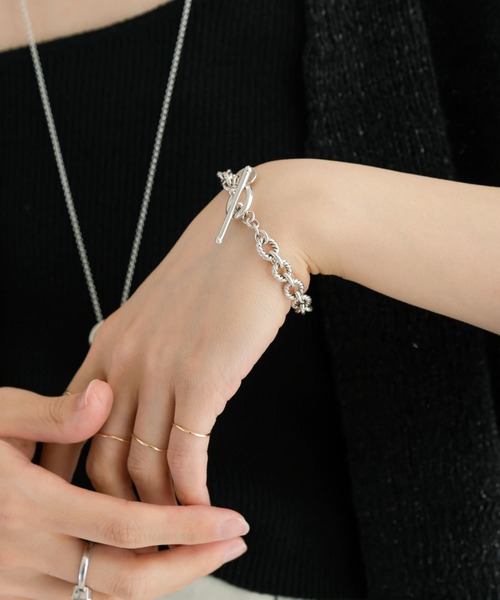 PHILIPPE AUDIBERT(フィリップ オーディベール)の「PHILIPPE AUDIBERT Fergus bracelet(ブレスレット・レディース・シルバー・-)」の5枚目の写真
