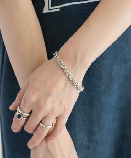 PHILIPPE AUDIBERT(フィリップ オーディベール)の「PHILIPPE AUDIBERT Fergus bracelet(ブレスレット・レディース・シルバー・-)」の8枚目の写真
