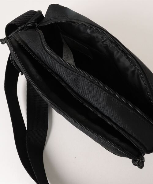 LB/S （エルビーエス）の「【(What it isNt) ART BY MARK GONZALES/(ワットイットイズント) アートバイ マークゴンザレス】スクエアウエストショルダー（ショルダーバッグ・メンズ・レッド/ダークベージュ/ブラック/ベージュ・FREE）」の6枚目の写真