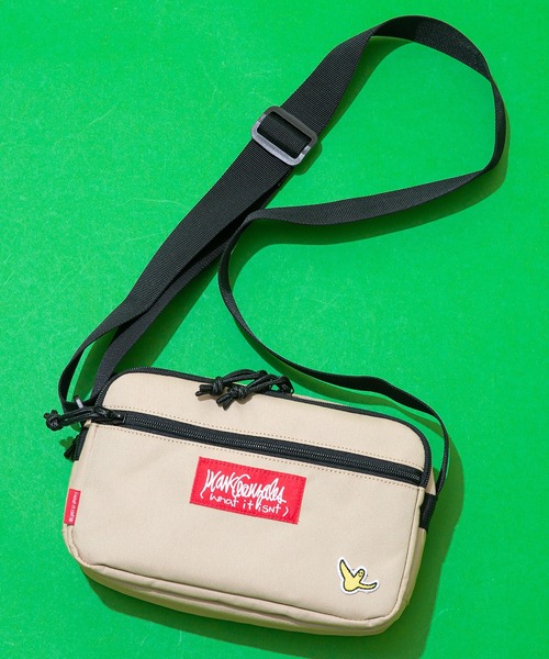 LB/S （エルビーエス）の「【(What it isNt) ART BY MARK GONZALES/(ワットイットイズント) アートバイ マークゴンザレス】スクエアウエストショルダー（ショルダーバッグ・メンズ・レッド/ダークベージュ/ブラック/ベージュ・FREE）」の3枚目の写真