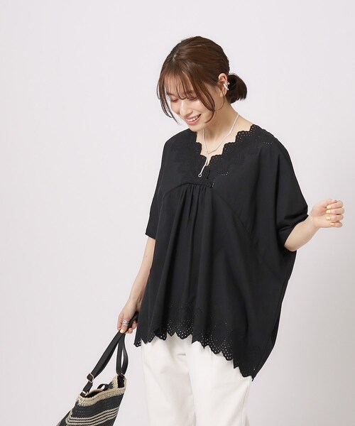 SHOO・LA・RUE(シューラルー)の「◆【体型カバー/コットン100%】5分袖 スカラップレース刺繍ブラウス(シャツ/ブラウス・レディース・マスタード/ブラック/オフホワイト・02/04/03)」の15枚目の写真