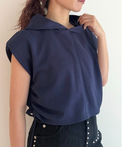 LILY BROWN（リリーブラウン）の「サイドドロストショート