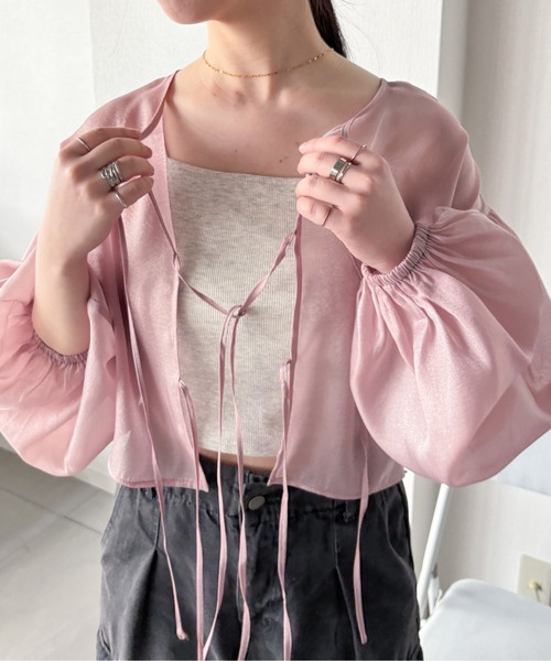 EPIMI E'PIMMY（エピミエピミー）の「2wayオーガンジーボリューム袖リボンブラウス（シャツ/ブラウス・レディース・ベージュ/ピンクベージュ/オフホワイト/チャコールグレー・MEDIUM）」の4枚目の写真