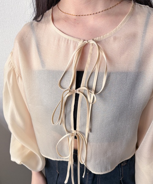 EPIMI E'PIMMY（エピミエピミー）の「2wayオーガンジーボリューム袖リボンブラウス（シャツ/ブラウス・レディース・ベージュ/ピンクベージュ/オフホワイト/チャコールグレー・MEDIUM）」の6枚目の写真