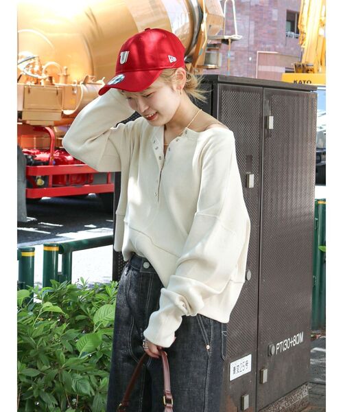 Ungrid(アングリッド)の「テレコヘンリーショートトップス(Tシャツ/カットソー・レディース・アイボリー/ネイビー・FREE)」の19枚目の写真