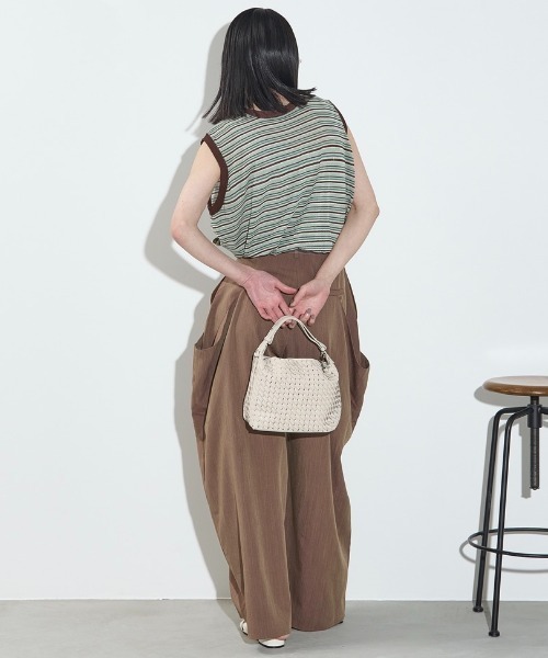 THE YOn(ザヨン)の「ドレープポケットタックワイドパンツ(その他パンツ・レディース・ブラウン/ミックスグレー/ミント・M/S)」の5枚目の写真