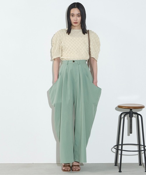 THE YOn(ザヨン)の「ドレープポケットタックワイドパンツ(その他パンツ・レディース・ブラウン/ミックスグレー/ミント・M/S)」の10枚目の写真