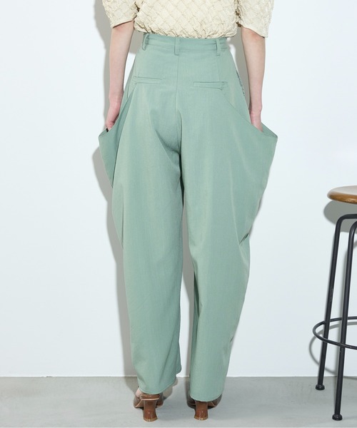 THE YOn(ザヨン)の「ドレープポケットタックワイドパンツ(その他パンツ・レディース・ブラウン/ミックスグレー/ミント・M/S)」の9枚目の写真