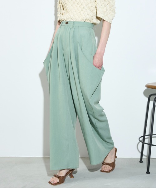 THE YOn(ザヨン)の「ドレープポケットタックワイドパンツ(その他パンツ・レディース・ブラウン/ミックスグレー/ミント・M/S)」の8枚目の写真