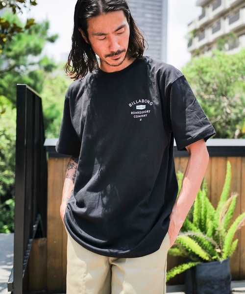 BILLABONG(ビラボン)の「BILLABONG メンズ PEAK Tシャツ 【2024年夏モデル】/ビラボンバックプリントロゴ半袖Tシャツ(Tシャツ/カットソー・メンズ・ホワイト/ブラック・MEDIUM/LARGE/X-LARGE)」の11枚目の写真