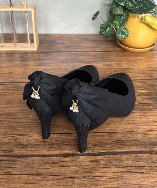 LUGG NAGG(ラグナグ)の「【Petit Amour】二次会 ドレス セレモニー パーティーリボンシューズ(パンプス・レディース・ベージュ/ブラック・22.5cm/23.0cm/23.5cm/24.0cm/24.5cm)」の6枚目の写真