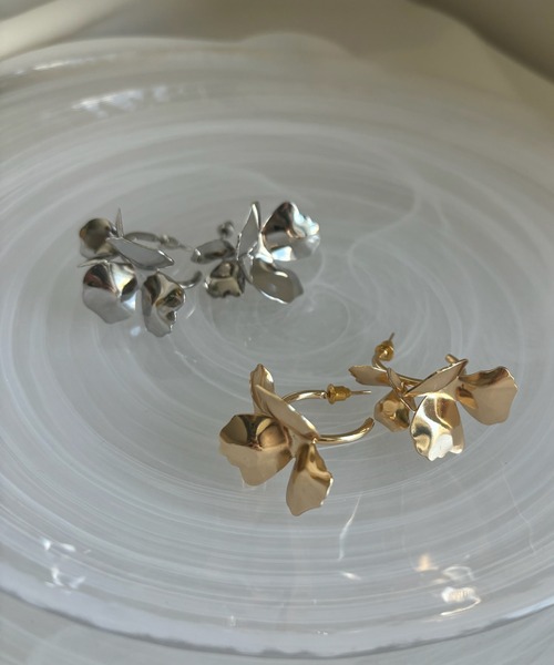 DouDou(ドゥドゥ)の「メタルモチーフピアス(ピアス(両耳用)・レディース・ゴールド/シルバー・FREE)」の2枚目の写真