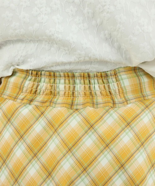 F i.n.t(フィント)の「コインチェーン使いパステルチェックフレアースカート/F&A/fint(スカート・レディース・イエロー/パープル系・1/2)」の10枚目の写真