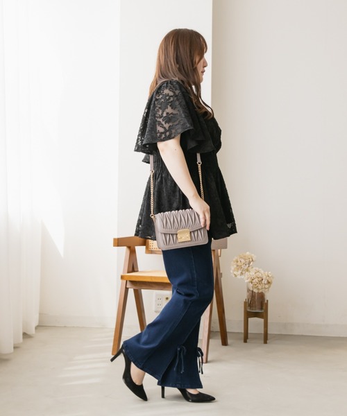 CLETTE(クレット)の「シアー花柄ペプラムブラウス(シャツ/ブラウス・レディース・ブラック/アイボリー/ブルー・4L/3L/LL)」の16枚目の写真