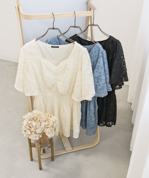 CLETTE(クレット)の「シアー花柄ペプラムブラウス(シャツ/ブラウス・レディース・ブラック/アイボリー/ブルー・4L/3L/LL)」の18枚目の写真