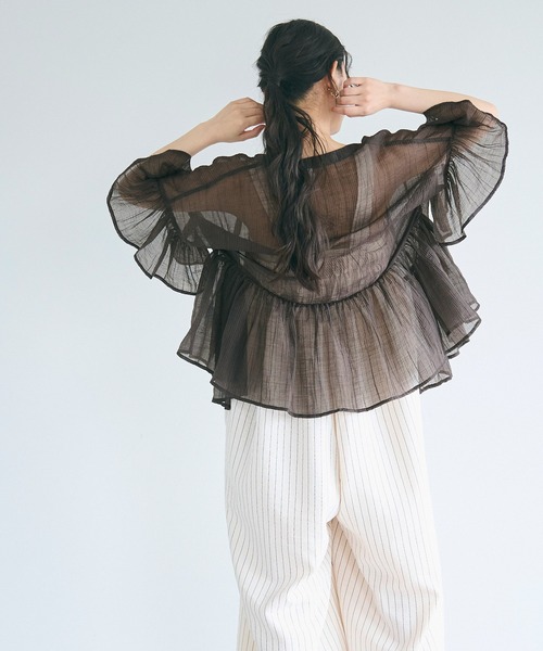 ミューラル/ブラウス/シアーシャツ/袖フリル/コットン混/日本製/白/美品✨️ シアーフリルブラウス（シャツ/ブラウス）｜coca（coca）（コカ