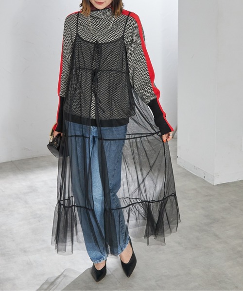 each（イーチ）の「チュールティアードキャミワンピース（ワンピース・レディース・ブラック/ライトグレー/チャコールグレー・FREE）」の2枚目の写真