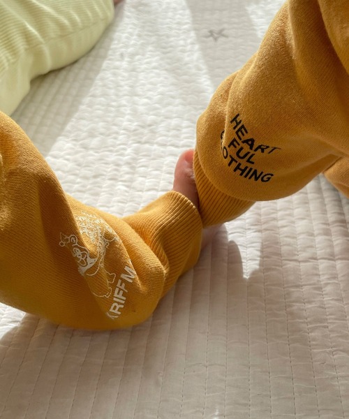 KRIFF MAYER Kid's Collection(クリフメイヤーキッズコレクション)の「なかよしスウェット(スウェット・キッズ・マスタード/ダークネイビー/カラフル/オリーブ/グレー・120/130/140/150/160/170)」の9枚目の写真