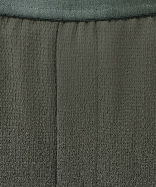 UNTITLED（アンタイトル）の「【セットアップ可能/ウエストゴム】クレープダブル イージーワイドパンツ（その他パンツ・レディース・ブラック/ダークオリーブ・01/02/03/00/04/42/44/46/48/50）」の20枚目の写真