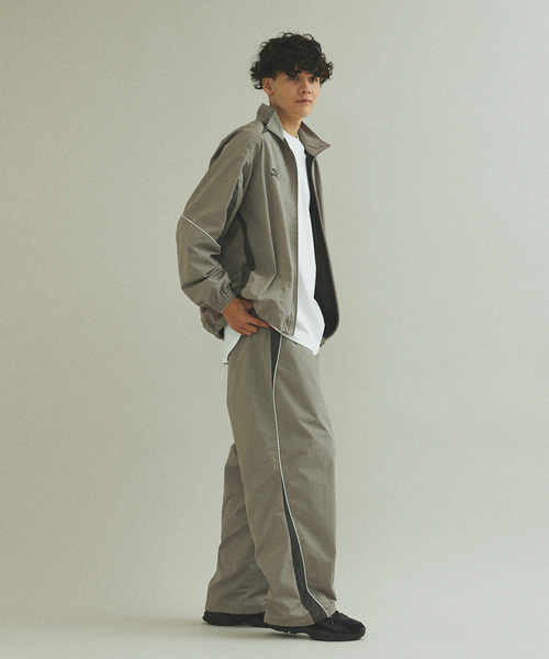 UMBRO(アンブロ)の「UMBRO / アンブロ 417別注 トラックパンツ(その他パンツ・メンズ・ベージュ/ネイビー・MEDIUM/LARGE/X-LARGE)」の16枚目の写真