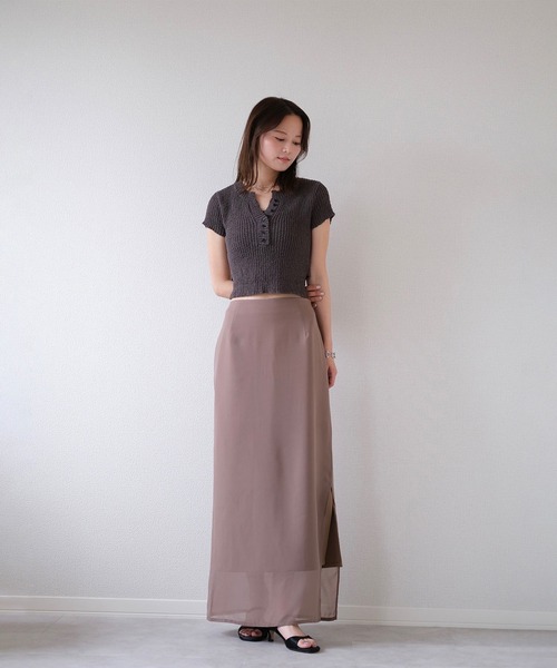 Reurie'（レウリィ）の「【SNSで話題！】サイドリボンコンパクトニット／side ribbon compact knit 半袖 クルーネック バックオープン 肌見せ メランジ 大人カジュアル Y2K ストリート 韓国 グレー 黒 ブラック モノトーン（ニット/セーター・レディース・グレー/ブラック/アッシュグレー/ベージュ・FREE）」の19枚目の写真