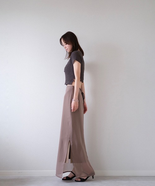 Reurie'（レウリィ）の「【SNSで話題！】サイドリボンコンパクトニット／side ribbon compact knit 半袖 クルーネック バックオープン 肌見せ メランジ 大人カジュアル Y2K ストリート 韓国 グレー 黒 ブラック モノトーン（ニット/セーター・レディース・グレー/ブラック/アッシュグレー/ベージュ・FREE）」の20枚目の写真