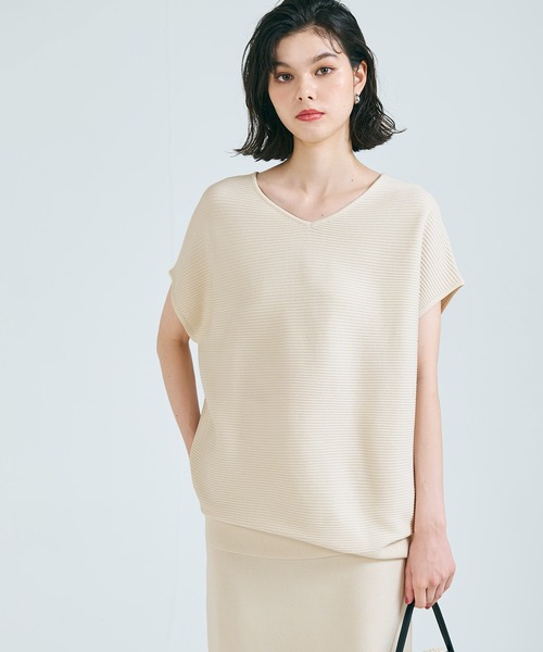coca(coca)(コカ)の「Vネックニット&フレアスカート セットアップ 2点セット(ワンピース・レディース・チャコール/アイボリー・M/L)」の3枚目の写真