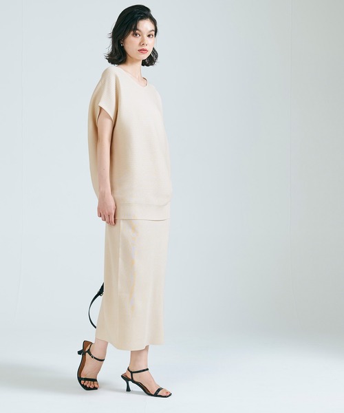 coca(coca)(コカ)の「Vネックニット&フレアスカート セットアップ 2点セット(ワンピース・レディース・チャコール/アイボリー・M/L)」の4枚目の写真