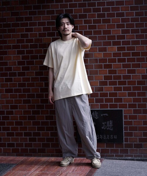 WISM（ウィズム）の「【BASEMENT GEAR / ベースメントギア】7oz Garment Wash S/SL Tee（Tシャツ/カットソー・メンズ・ホワイト/ライトグレー/ブラック/ベージュ/ネイビー/カーキ/ピンク/グリーン系その他/ブラウン・MEDIUM/LARGE/X-LARGE/XX-LARGE）」の11枚目の写真