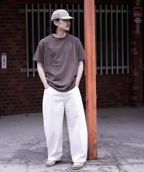 WISM（ウィズム）の「【BASEMENT GEAR / ベースメントギア】7oz Garment Wash S/SL Tee（Tシャツ/カットソー・メンズ・ホワイト/ライトグレー/ブラック/ベージュ/ネイビー/カーキ/ピンク/グリーン系その他/ブラウン・MEDIUM/LARGE/X-LARGE/XX-LARGE）」の14枚目の写真