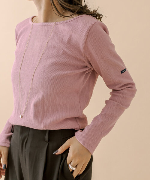 mline（エムライン）の「[mline]チビ長袖ロングTシャツ（Tシャツ/カットソー・レディース・ブラック/オフホワイト/チャコールグレー/グリーン/レッド/ベージュ/ピンク・FREE）」の6枚目の写真