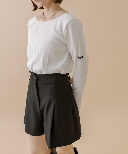 mline（エムライン）の「[mline]チビ長袖ロングTシャツ（Tシャツ/カットソー・レディース・ブラック/オフホワイト/チャコールグレー/グリーン/レッド/ベージュ/ピンク・FREE）」の8枚目の写真