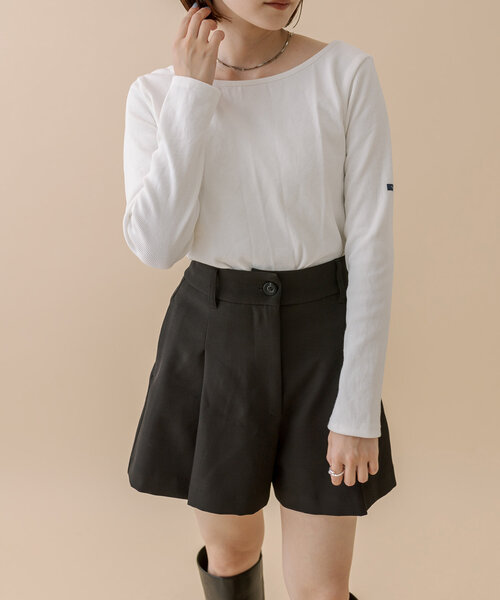 mline（エムライン）の「[mline]チビ長袖ロングTシャツ（Tシャツ/カットソー・レディース・ブラック/オフホワイト/チャコールグレー/グリーン/レッド/ベージュ/ピンク・FREE）」の11枚目の写真