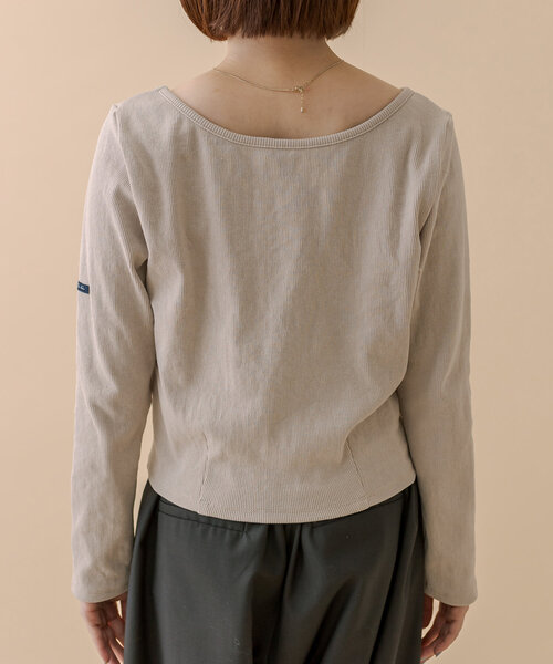 mline（エムライン）の「[mline]チビ長袖ロングTシャツ（Tシャツ/カットソー・レディース・ブラック/オフホワイト/チャコールグレー/グリーン/レッド/ベージュ/ピンク・FREE）」の22枚目の写真