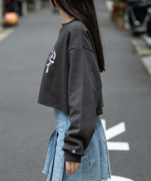 STARTER BLACK LABEL(スターターブラックレーベル)の「【t】〔STARTER BLACK LABEL〕メタルプリント カットオフ ショート丈 スウェット(スウェット・レディース・ブラック/カーキ/チャコールグレー/ホワイト・MEDIUM/LARGE)」の16枚目の写真